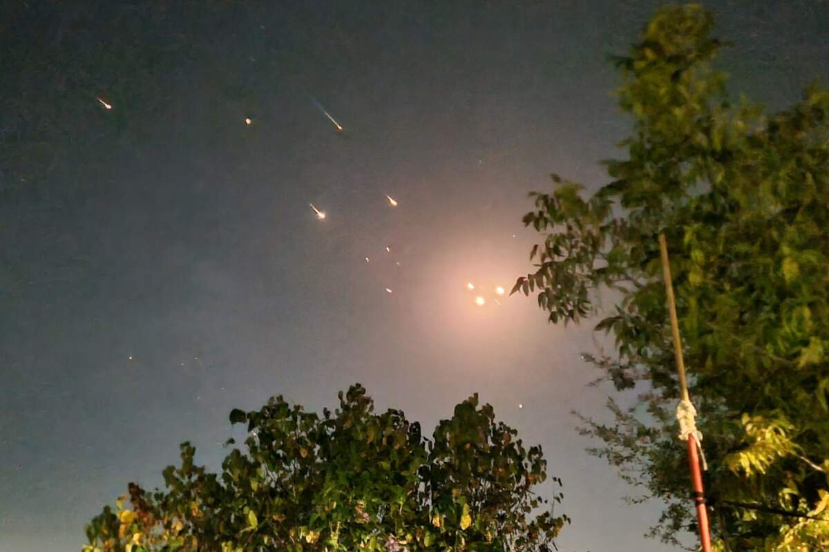 Interceptions par le Dôme de fer de missiles iraniens lors des frappes d’octobre 2024. Par Hanay   Travail personnel, CC BY-SA 4.0, https://commons.wikimedia.org/w/index.php?curid=153441440