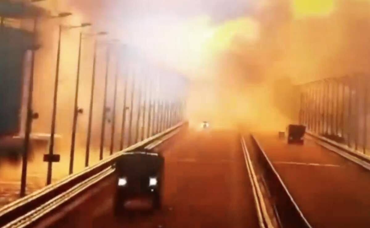Capture écran Twitter : Pont de Crimée, le 8 octobre 2022.