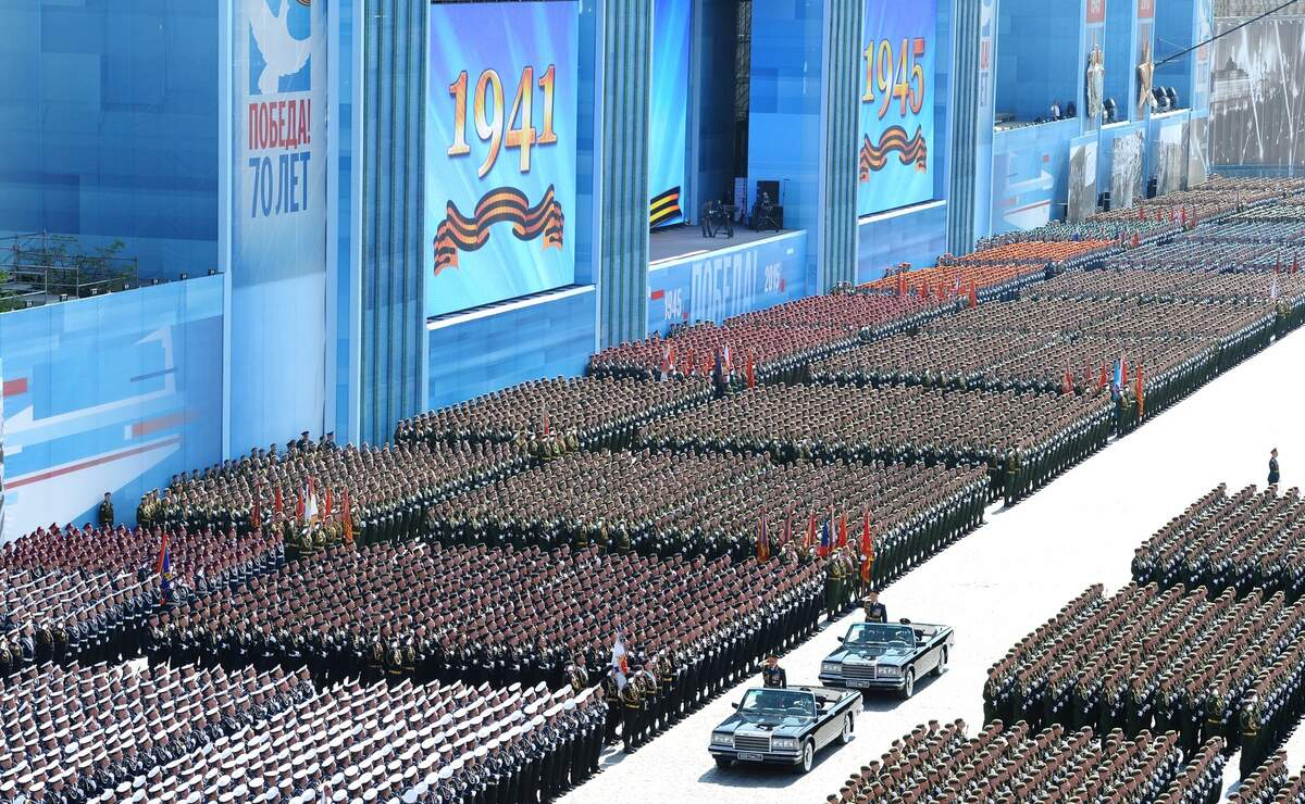 Vue partielle des troupes lors du défilé du Jour de la Victoire 2015 à Moscou. Via Wikimédia