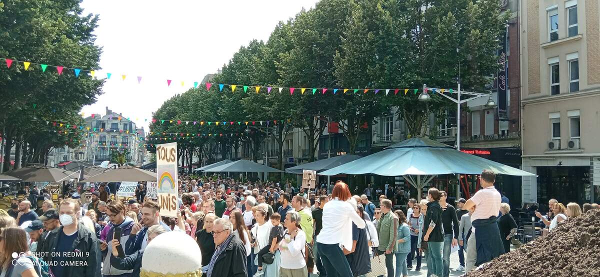 Manifestation anti passe sanitaire à Reims, juillet 2021 | Photo : G.Garitan   Wikimédia (CC BY-SA 4.0)