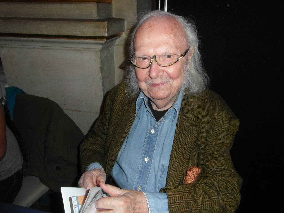 Alain Rey (22e Maghreb des Livres, Paris, 13 et 14 février 2016) via Wikimédia