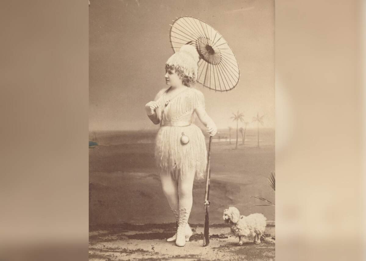 The Miriam and Ira D. Wallach Division of Art, Prints and Photographs: Photography Collection, The New York Public Library. « Lydia Thompson, 1836-1908, in »Robinson Crusoe« « The New York Public Library Digital Collections. 1874.