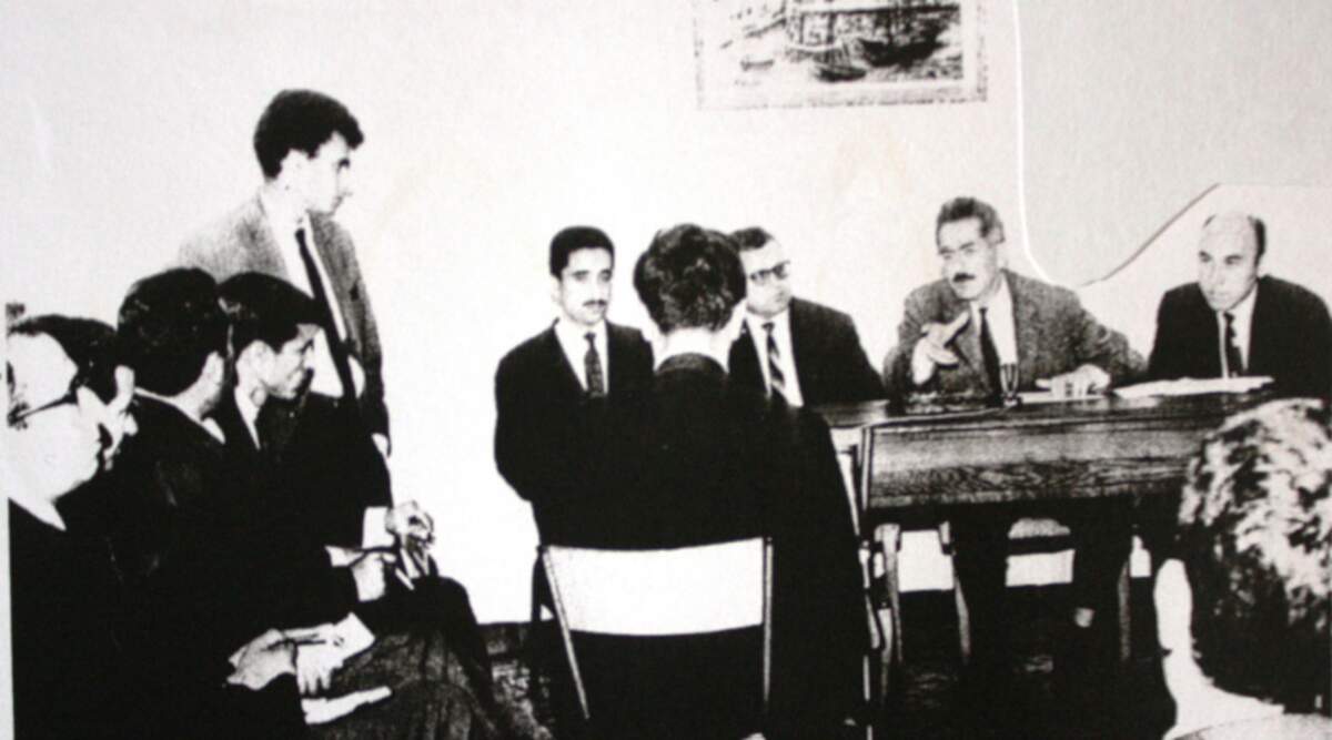 L’Union des écrivains algériens en 1965. De gauche à droite : Kaddour M’Hamsadji, Mourad Bourboune, Mouloud Mammeri (président), Jean Sénac (secrétaire).