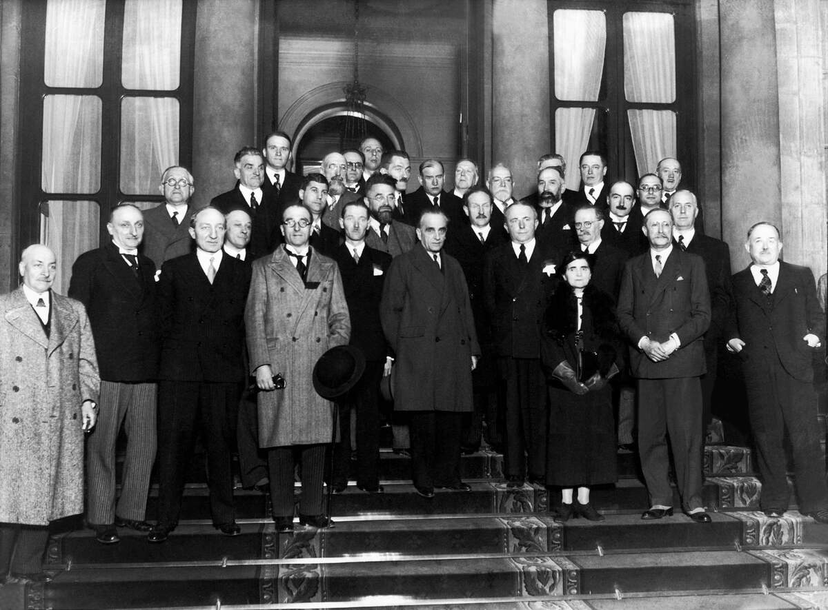 Le gouvernement Léon Blum en juin 1936. Domaine Public via Wikimedia Commons