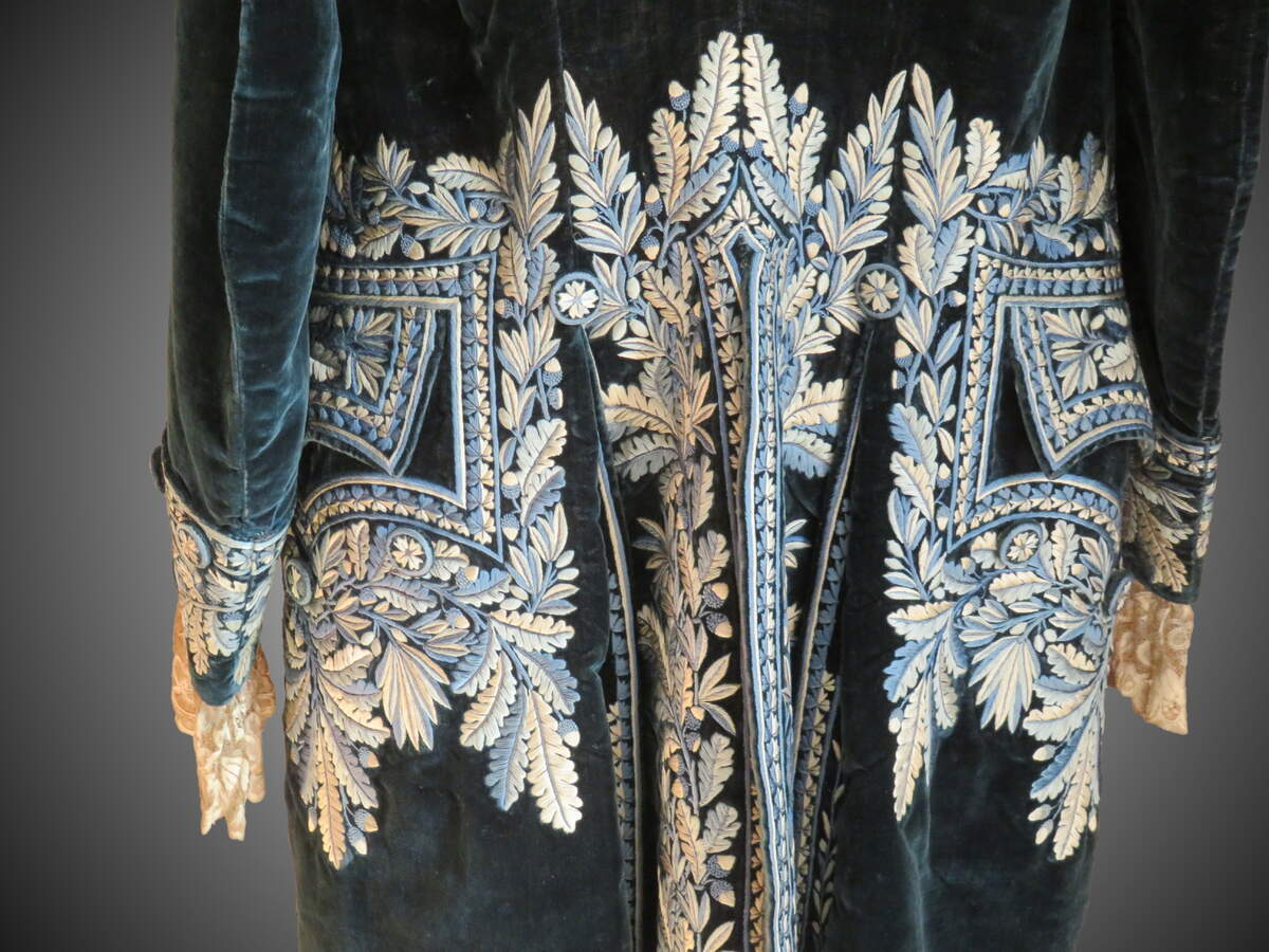 Détail d’un costume/uniforme du Conseil d’État (Premier Empire). Journées européennes du patrimoine 2018 au Palais-Royal
