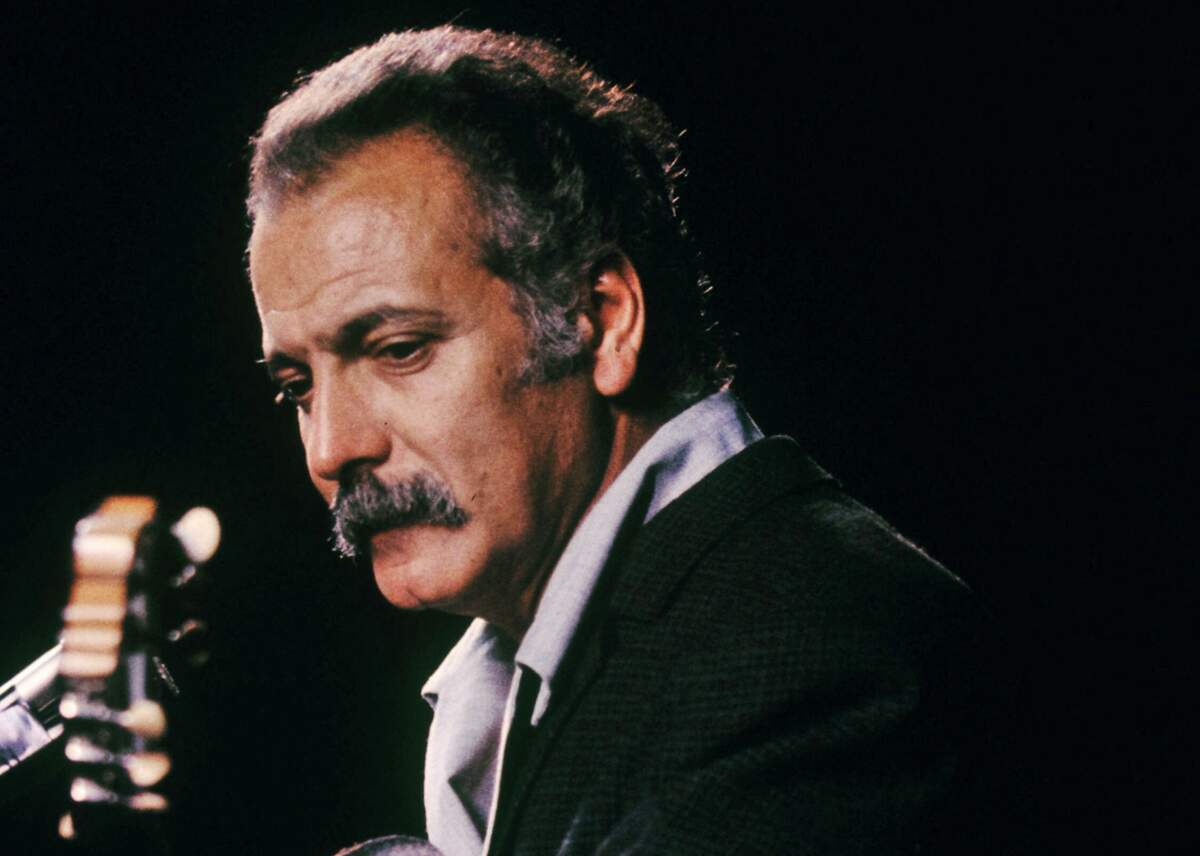 Georges Brassens en concert au Théâtre national populaire, septembre-octobre 1966. Bnf