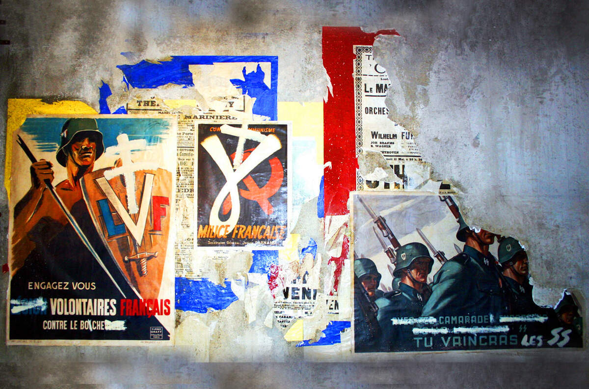 Affiches dans le Musée de la Résistance © wikimedia commons