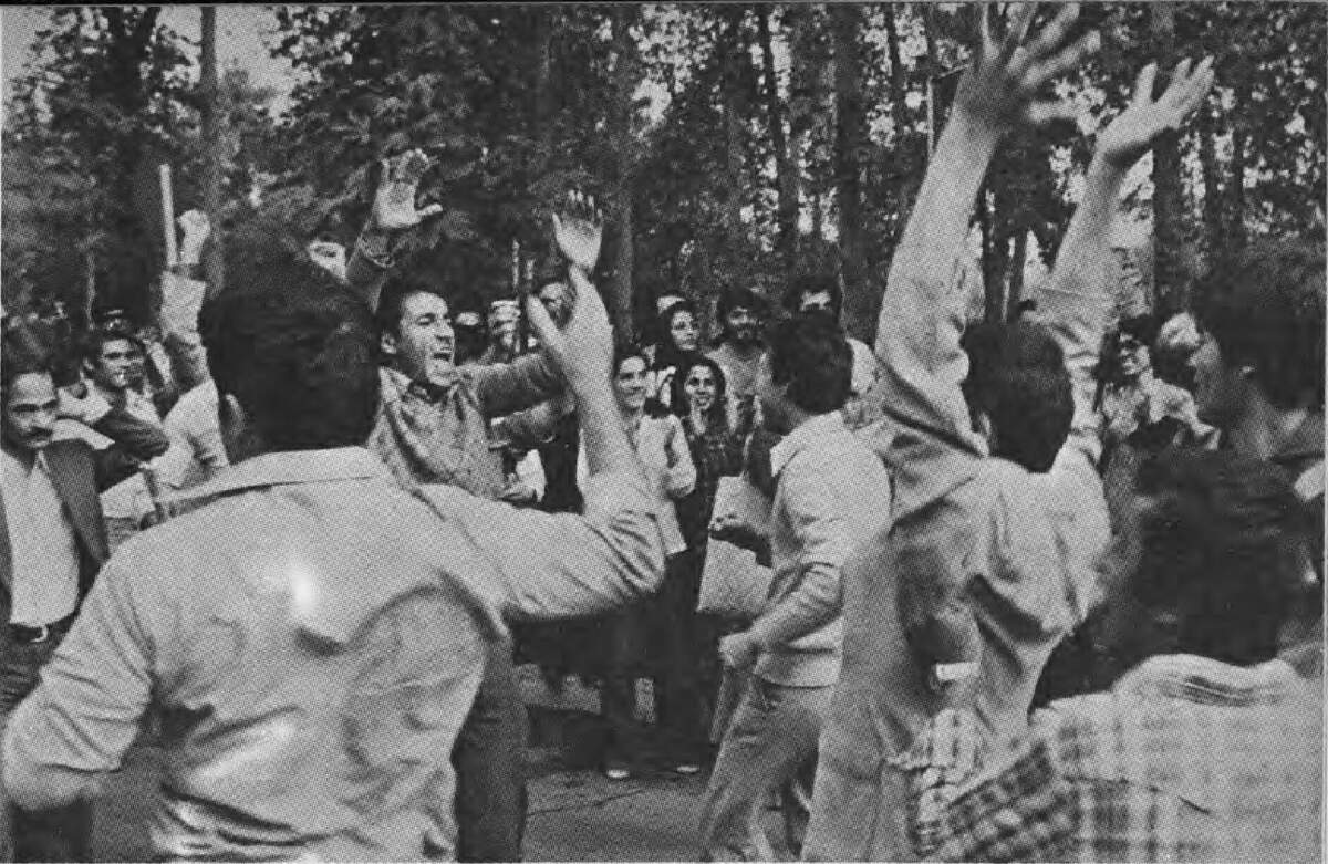 Jeunes manifestants à Téhéran © wikimedia commons