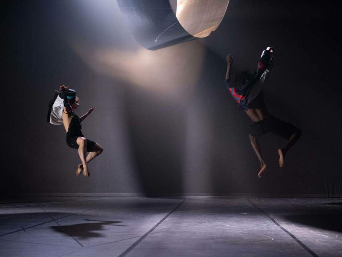Mystery Sonatas/for Rosa, crédit photographique Anne Van Aerschot, https://www.chatelet.com/programmation/saison-2022-2023/mystery-sonatas-for-rosa/