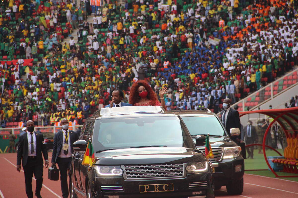 Parade du chef de l’Etat du Cameroun Paul Biya à l’ouverture de la Coupe d’Afrique des Naitons le 09 janvier 2022 (photo Happi Raphaël)