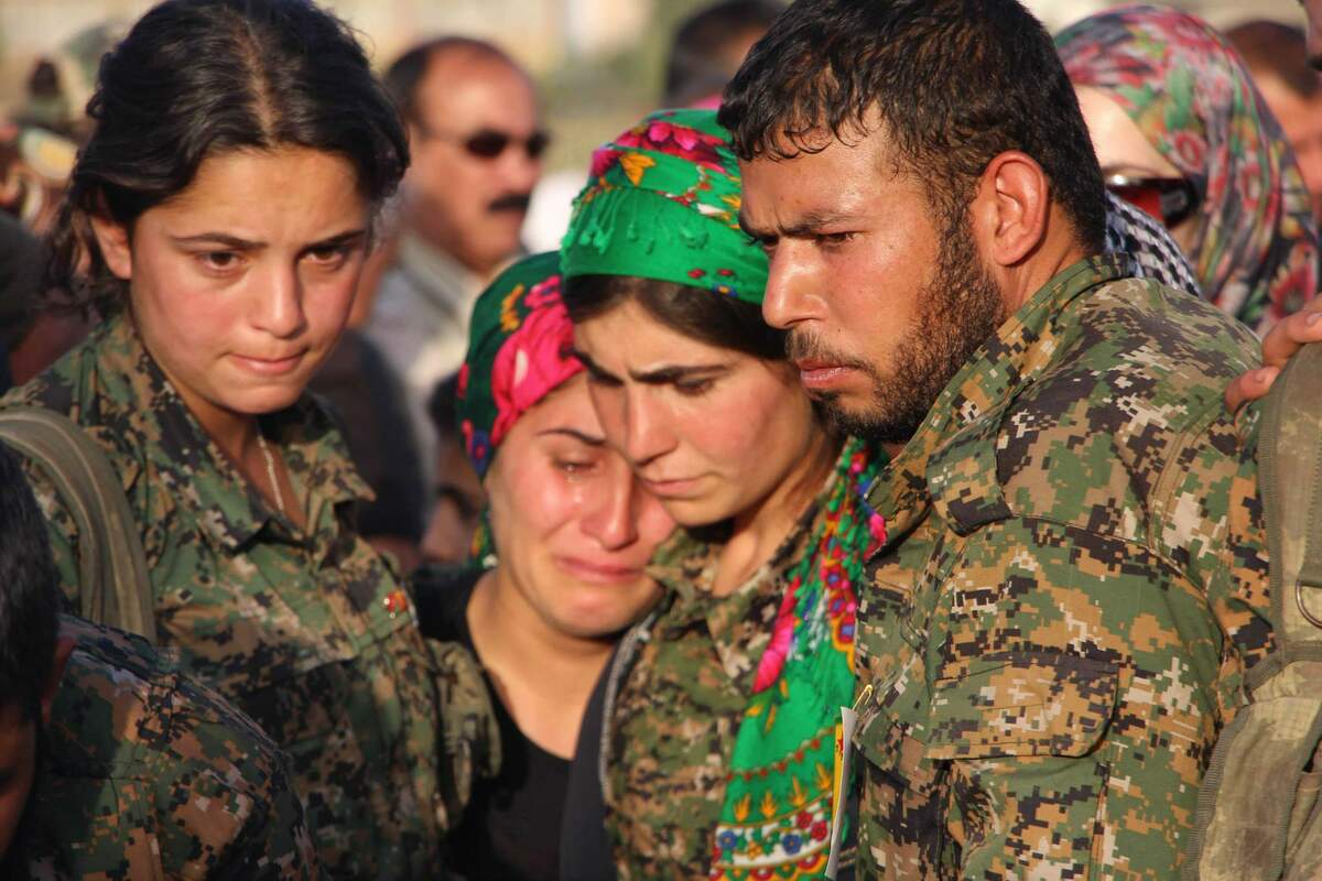 Des combattants kurdes des Unités de protection du peuple (YPG, 2015)