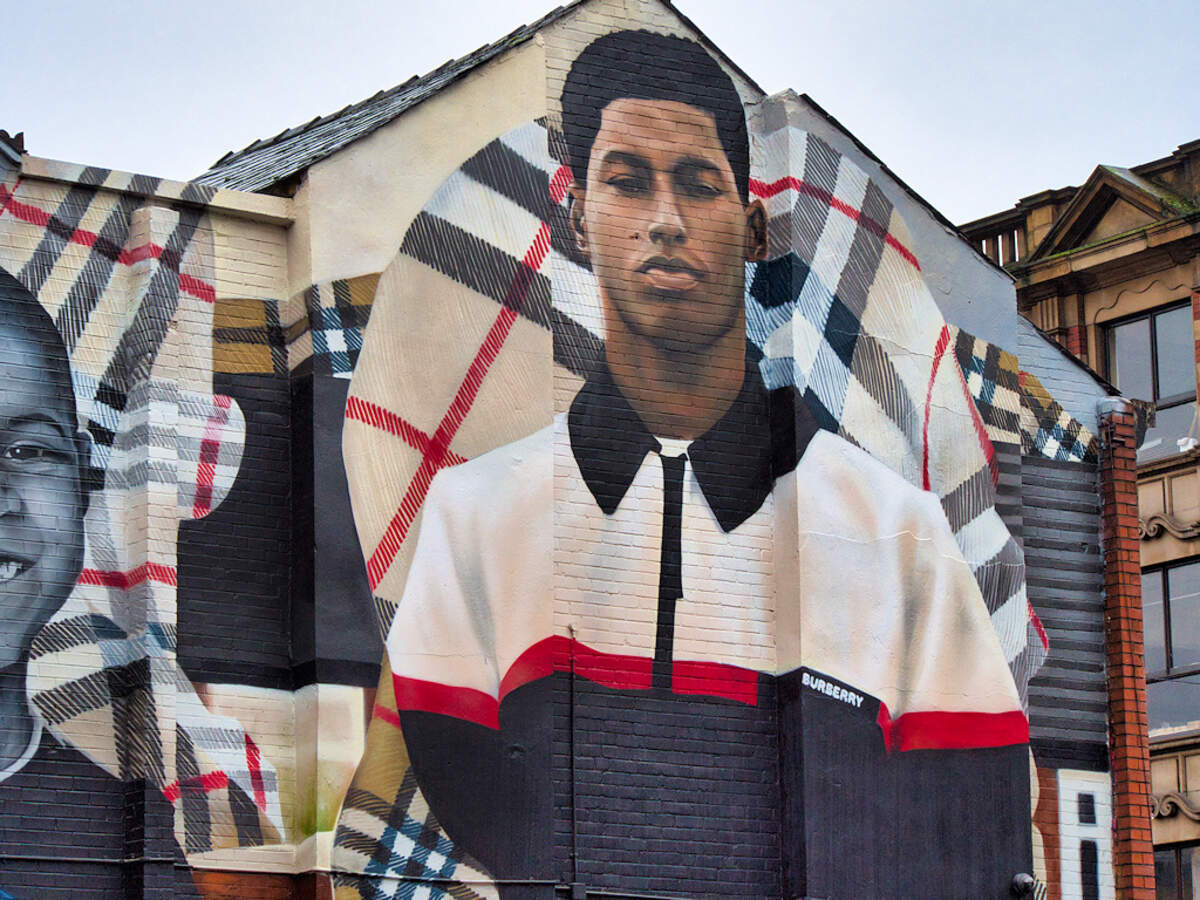 Marcus Rashford Mural, Thomas Street | © Copyright David Dixon (CC BY-SA 2.0) 