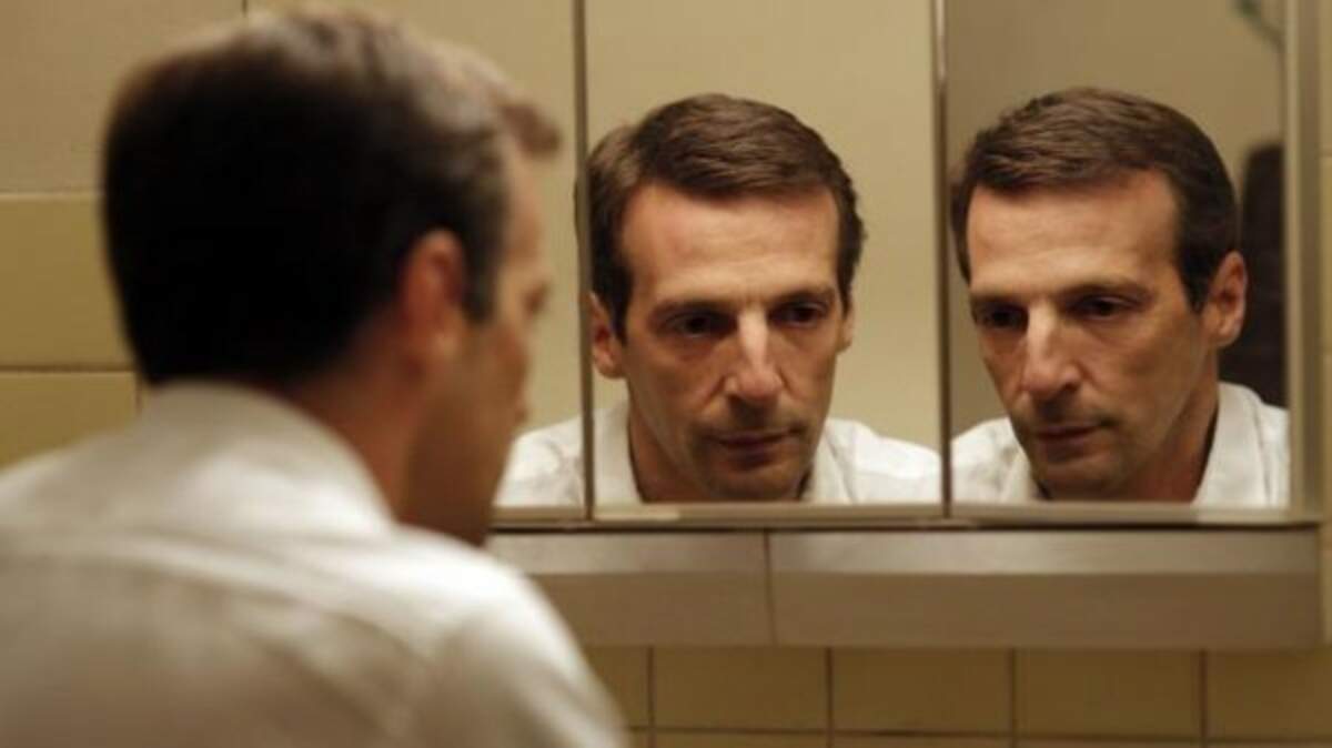 Malotru (Mathieu Kassowitz) dans Le Bureau des légendes © Canal+