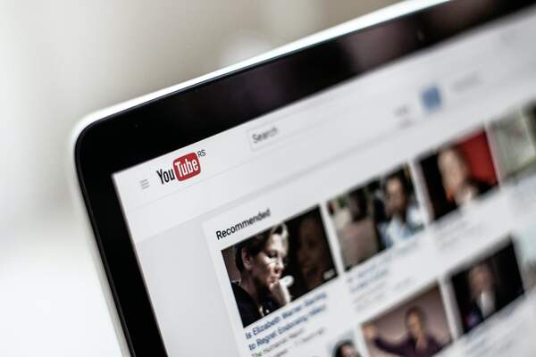 La concurrence algorithmique. Logique des mobilisations en ligne