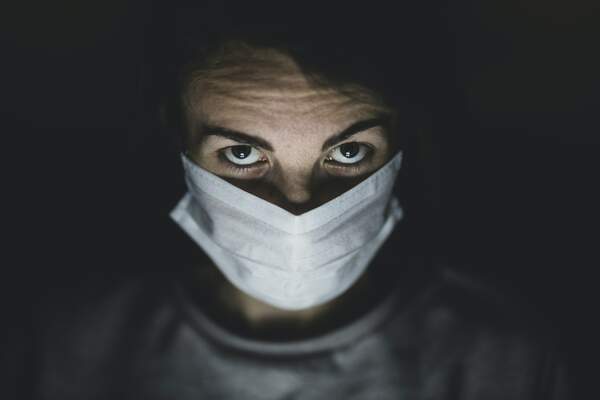 L’envers du masque