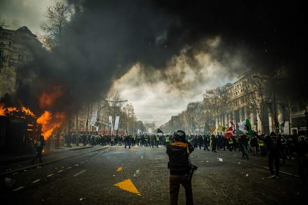La personnalisation politique et les voies du collectif