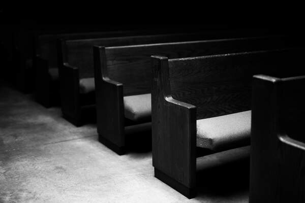 Aux États-Unis : l’irresistible sortie des Églises