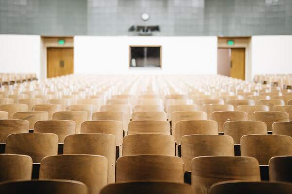 L’Université, entre connaissance et intérêt ?
