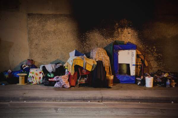 Les personnes à la rue et le logement d’urgence. Pour une nouvelle approche : le logement d’abord