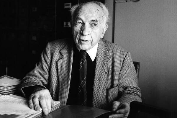 La société et les faibles