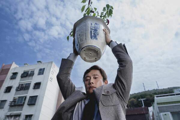 Du déclassement social. À propos de No Other Choice de Park Chan-wook