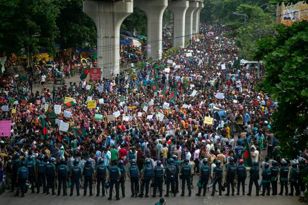 Une révolte historique sans révolution au Bangladesh