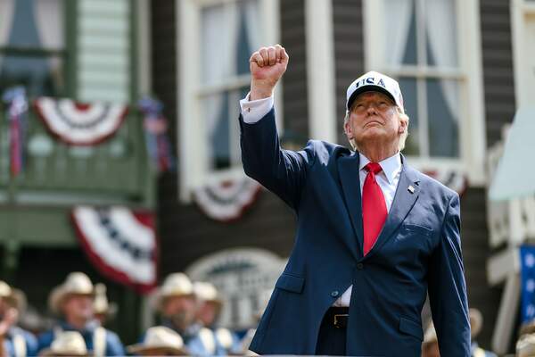 Trump, l’IA, et la politique du simulacre