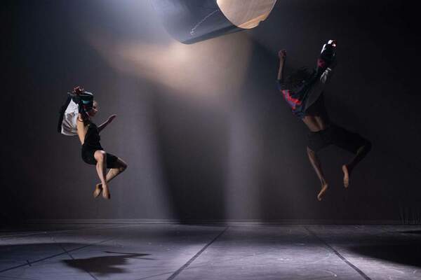 Mystery Sonatas / for Rosa, l’alliance de la danse et de la musique selon Anne Teresa De Keersmaeker