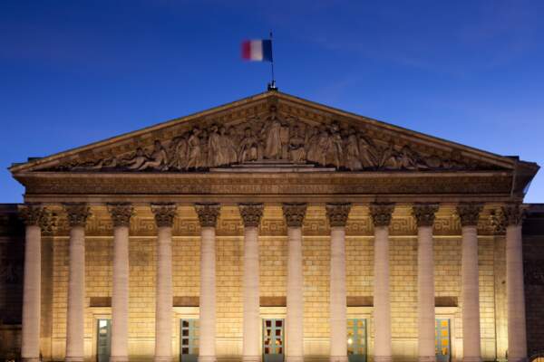 Constitutionnaliser le droit à l’avortement ?