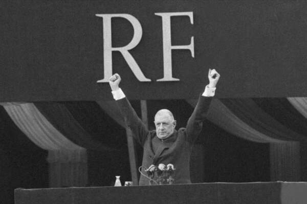Changer la République ou changer de république ?