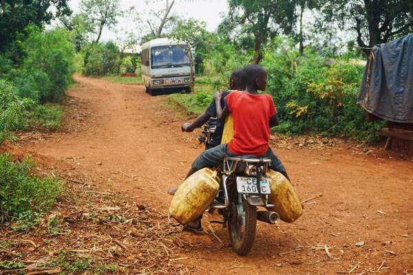 L’aide française au développement entre Kaboul et Bamako