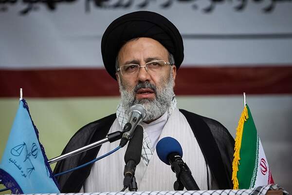 Un nouveau président conservateur en Iran