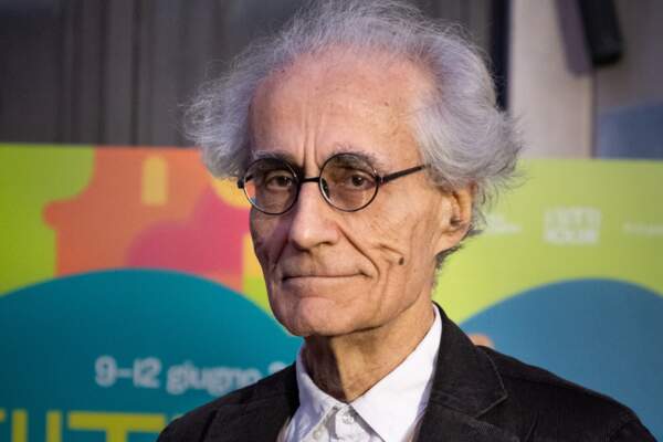 Menaces sur les intellectuels